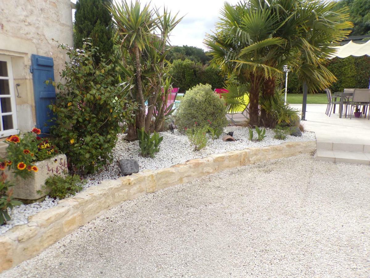 L'Oasis Bed & Breakfast Port-d'Envaux Luaran gambar